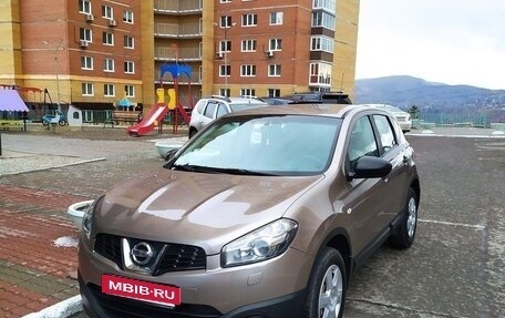 Nissan Qashqai, 2011 год, 878 000 рублей, 24 фотография