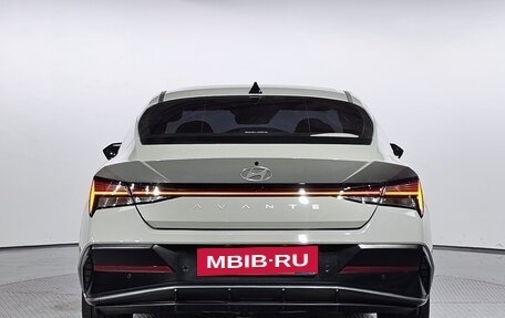 Hyundai Avante, 2023 год, 2 450 000 рублей, 4 фотография
