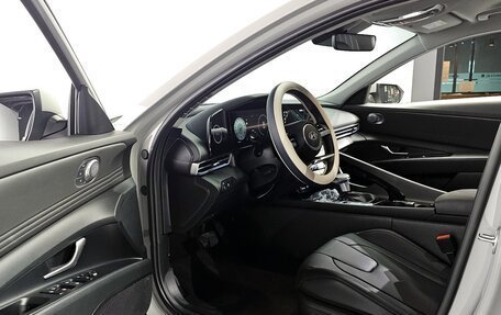 Hyundai Avante, 2023 год, 2 450 000 рублей, 12 фотография
