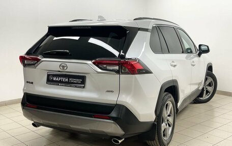 Toyota RAV4, 2019 год, 3 849 000 рублей, 4 фотография