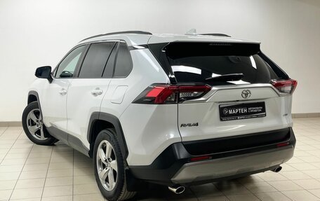 Toyota RAV4, 2019 год, 3 849 000 рублей, 6 фотография