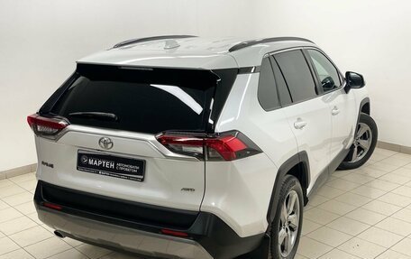 Toyota RAV4, 2019 год, 3 849 000 рублей, 9 фотография