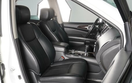 Nissan Pathfinder, 2016 год, 1 949 000 рублей, 8 фотография