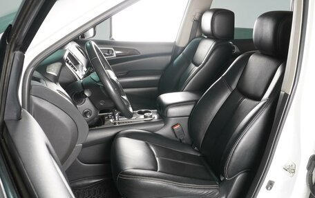 Nissan Pathfinder, 2016 год, 1 949 000 рублей, 11 фотография