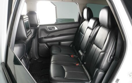 Nissan Pathfinder, 2016 год, 1 949 000 рублей, 10 фотография