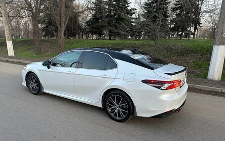 Toyota Camry, 2021 год, 3 250 000 рублей, 5 фотография