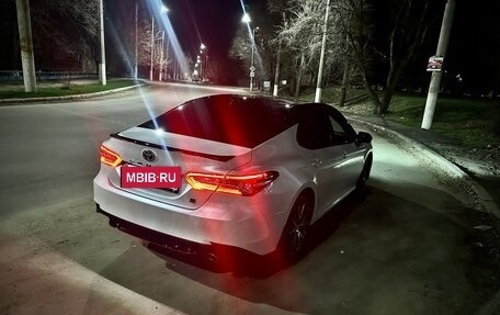 Toyota Camry, 2021 год, 3 250 000 рублей, 7 фотография
