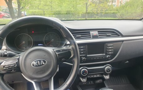 KIA Rio IV, 2018 год, 1 100 000 рублей, 4 фотография