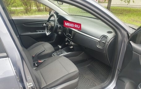 KIA Rio IV, 2018 год, 1 100 000 рублей, 7 фотография