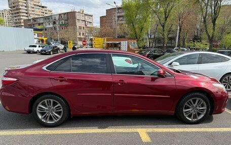 Toyota Camry, 2016 год, 1 300 000 рублей, 6 фотография