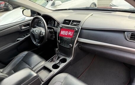 Toyota Camry, 2016 год, 1 300 000 рублей, 3 фотография