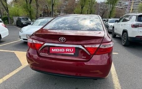 Toyota Camry, 2016 год, 1 300 000 рублей, 4 фотография