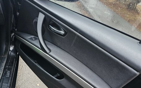 BMW 3 серия, 2007 год, 970 000 рублей, 13 фотография