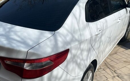 KIA Rio III рестайлинг, 2013 год, 750 000 рублей, 3 фотография