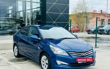 Hyundai Solaris II рестайлинг, 2016 год, 1 050 000 рублей, 3 фотография