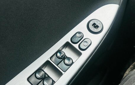 Hyundai Solaris II рестайлинг, 2016 год, 1 050 000 рублей, 17 фотография