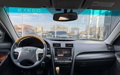 Toyota Camry, 2006 год, 1 100 000 рублей, 9 фотография