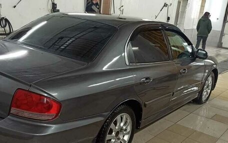 Hyundai Sonata IV рестайлинг, 2003 год, 550 000 рублей, 3 фотография