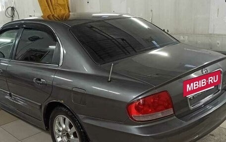 Hyundai Sonata IV рестайлинг, 2003 год, 550 000 рублей, 4 фотография