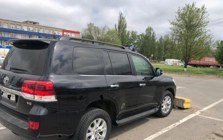Toyota Land Cruiser 200, 2018 год, 8 250 000 рублей, 2 фотография
