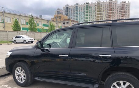 Toyota Land Cruiser 200, 2018 год, 8 250 000 рублей, 10 фотография