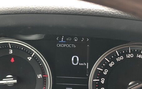 Toyota Land Cruiser 200, 2018 год, 8 250 000 рублей, 9 фотография