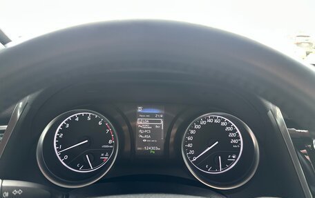 Toyota Camry, 2019 год, 2 900 000 рублей, 2 фотография