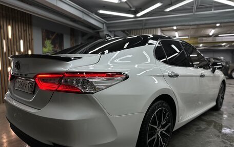 Toyota Camry, 2019 год, 2 900 000 рублей, 5 фотография