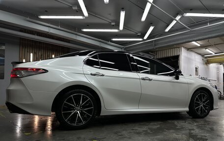 Toyota Camry, 2019 год, 2 900 000 рублей, 6 фотография