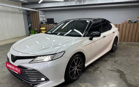 Toyota Camry, 2019 год, 2 900 000 рублей, 15 фотография