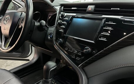 Toyota Camry, 2019 год, 2 900 000 рублей, 30 фотография