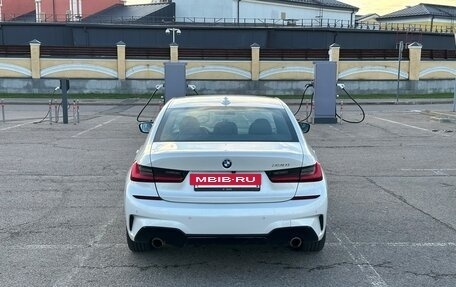 BMW 3 серия, 2019 год, 3 390 000 рублей, 3 фотография
