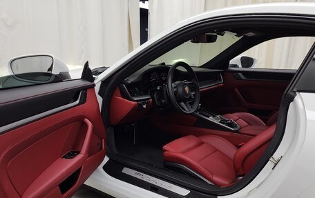 Porsche 911, 2025 год, 17 910 000 рублей, 10 фотография