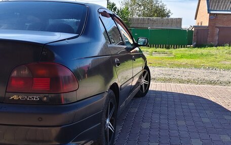 Toyota Avensis III рестайлинг, 1999 год, 300 000 рублей, 7 фотография