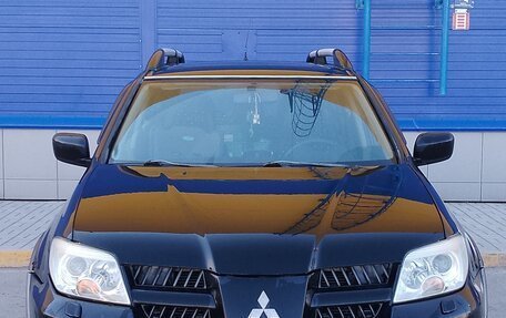 Mitsubishi Outlander III рестайлинг 3, 2005 год, 500 000 рублей, 13 фотография