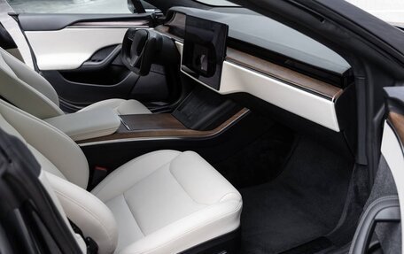 Tesla Model S I, 2021 год, 7 000 000 рублей, 17 фотография