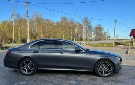 Mercedes-Benz E-Класс, 2019 год, 3 570 000 рублей, 2 фотография