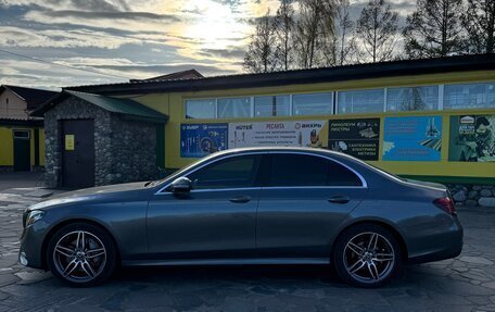 Mercedes-Benz E-Класс, 2019 год, 3 570 000 рублей, 3 фотография