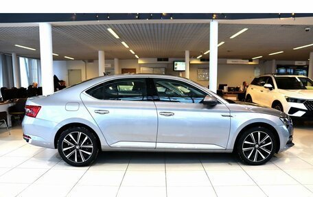 Skoda Superb III рестайлинг, 2025 год, 3 600 000 рублей, 6 фотография