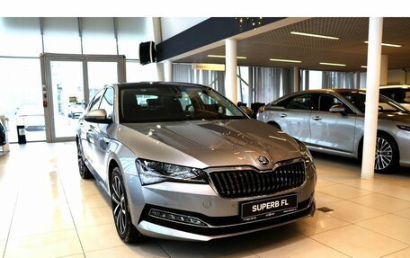 Skoda Superb III рестайлинг, 2025 год, 3 600 000 рублей, 7 фотография