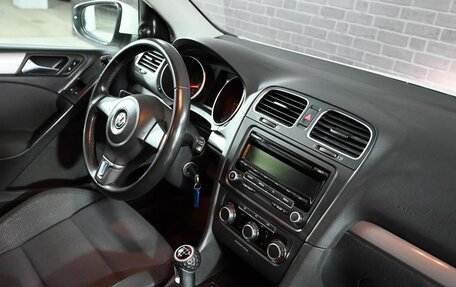 Volkswagen Golf VI, 2010 год, 900 000 рублей, 12 фотография