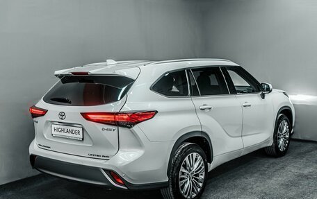Toyota Highlander, 2025 год, 7 600 000 рублей, 8 фотография
