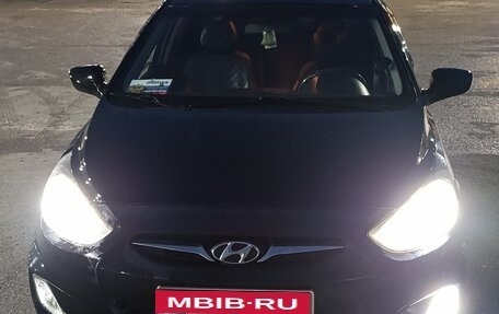 Hyundai Solaris II рестайлинг, 2014 год, 590 000 рублей, 5 фотография