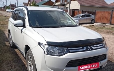 Mitsubishi Outlander III рестайлинг 3, 2013 год, 1 600 000 рублей, 1 фотография