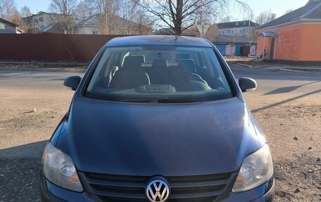 Volkswagen Golf Plus I, 2006 год, 720 000 рублей, 2 фотография
