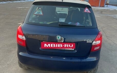 Skoda Fabia II, 2011 год, 700 000 рублей, 4 фотография