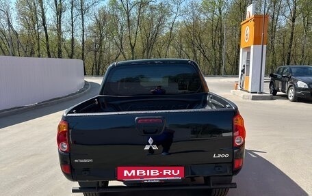 Mitsubishi L200 IV рестайлинг, 2010 год, 1 677 000 рублей, 6 фотография