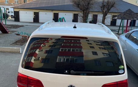 Volkswagen Touran III, 2012 год, 1 370 000 рублей, 9 фотография