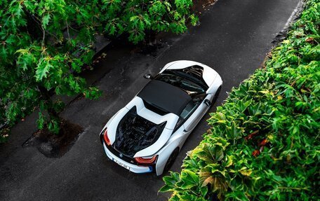 BMW i8 I рестайлинг, 2020 год, 8 500 000 рублей, 5 фотография