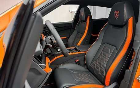 Lamborghini Urus I, 2025 год, 53 000 000 рублей, 16 фотография